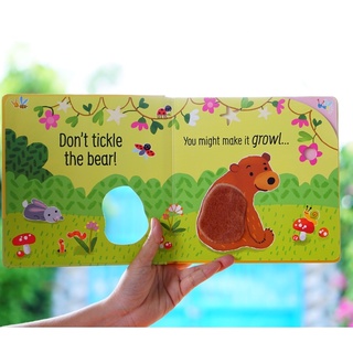 Sách Don't tickle the Bear!