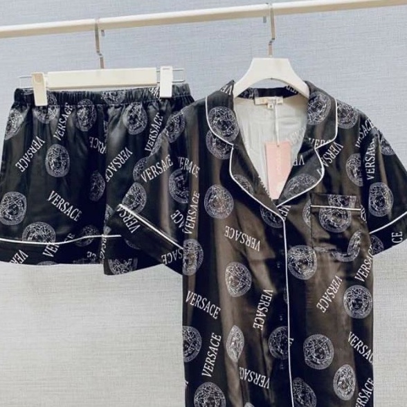 [ SIÊU HOT 2022] Set Bộ Pijama Nam Nữ Dáng Rộng Versacer Oversize In Full Siêu Đẳng Cấp AR4