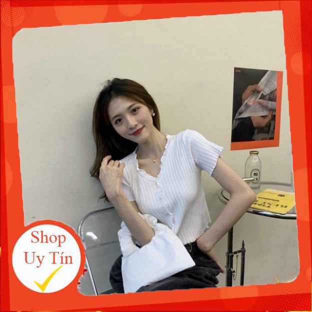 ÁO CROPTOP CỔ V, Len gân phối viền bèo , thiết kế trẻ trung , mẫu hot 2021