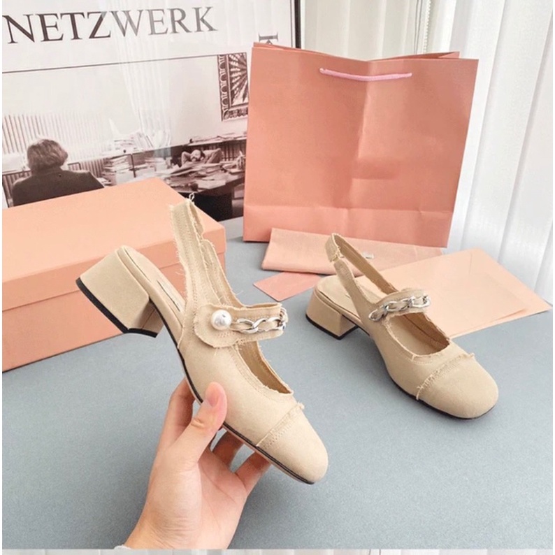 giày miumiu, sandal hở gót mẫu mới chuẩn hàng L1 hộp hồng. fullbox bill túi giấy