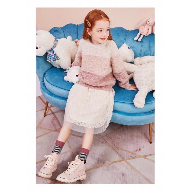 Áo len bé gái phối 3 màu