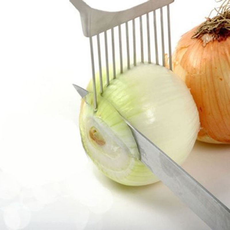 Dụng cụ giữ và thái mỏng củ hành tây