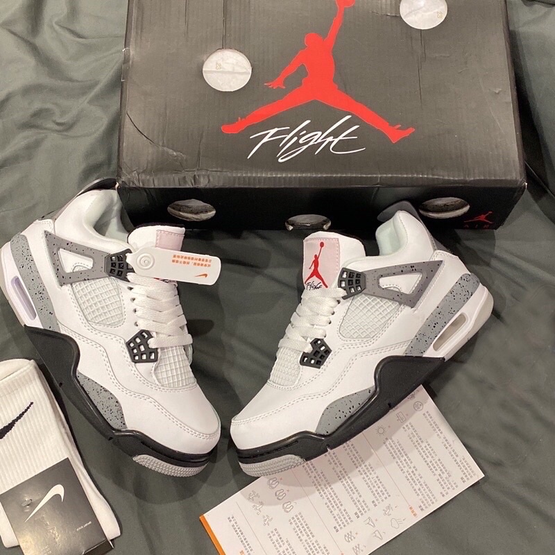 GIÀY JD4 RETRO XÁM TRẮNG SC