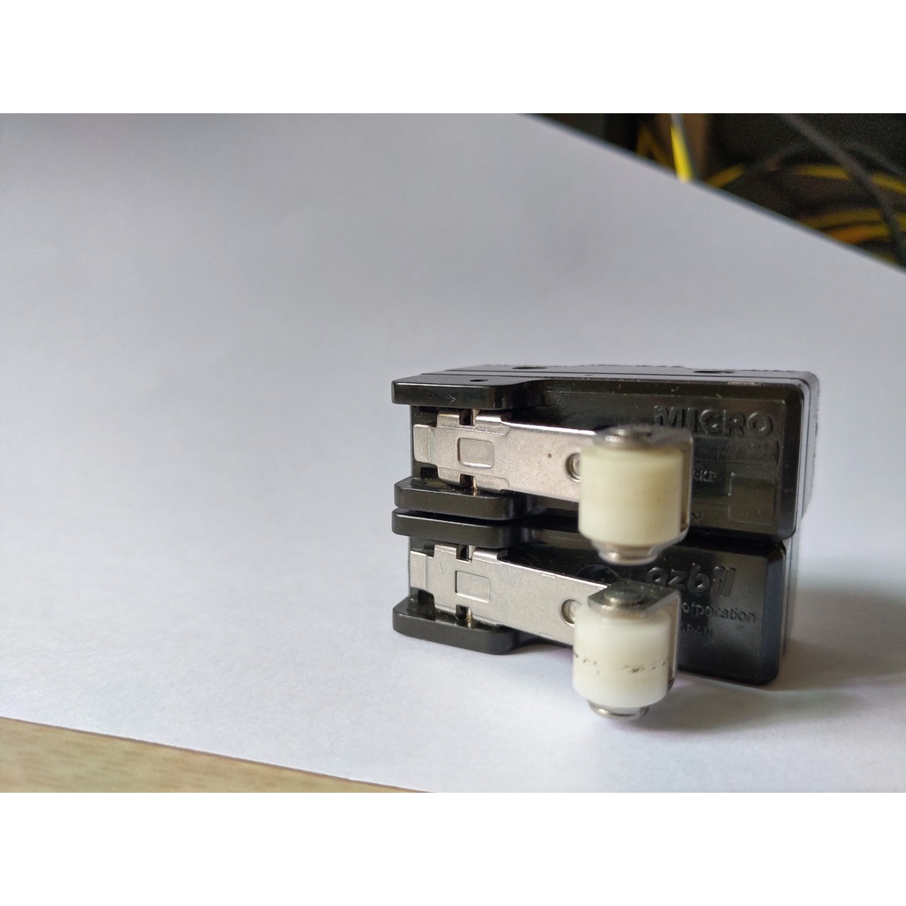 Công tắc hành trình micro switch 20A-125, 250VDC/480VAC hãng Yamatake, Azbil