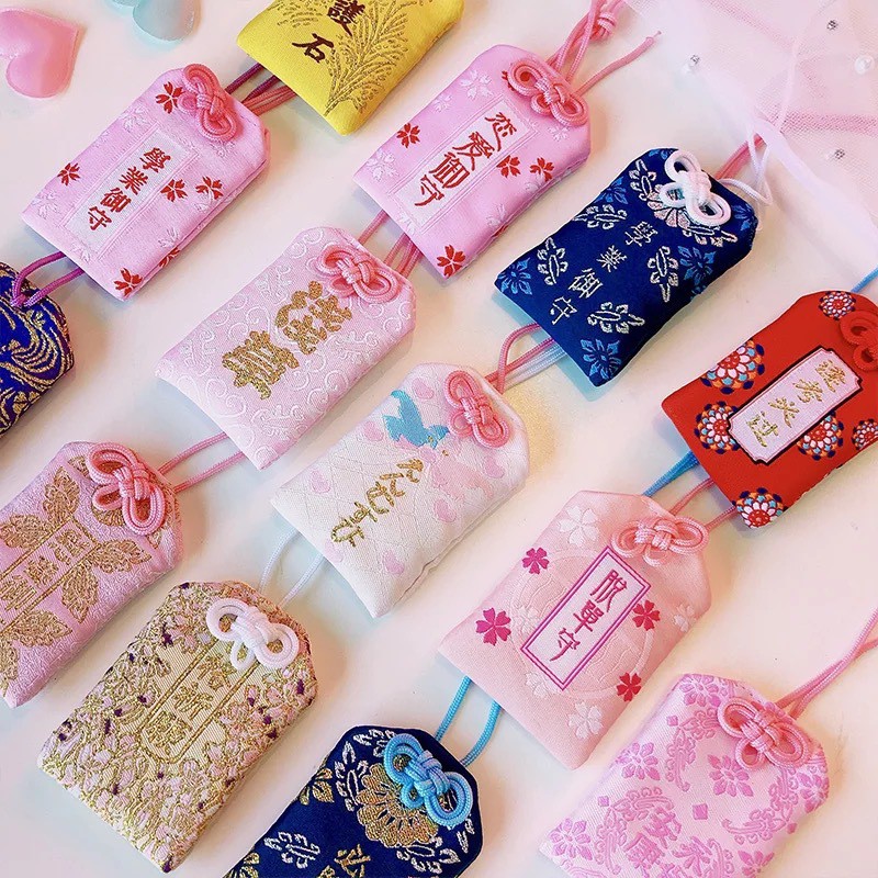 Túi Phước May Mắn Omamori - Túi Gấm Omamori Nhật Bản (Có Bọc Silicon)