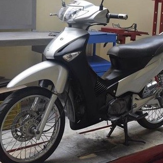 Chai sơn xịt Samurai màu bạc sáng H111
