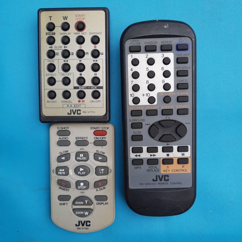 Remote JVC tháo máy dùng tốt
