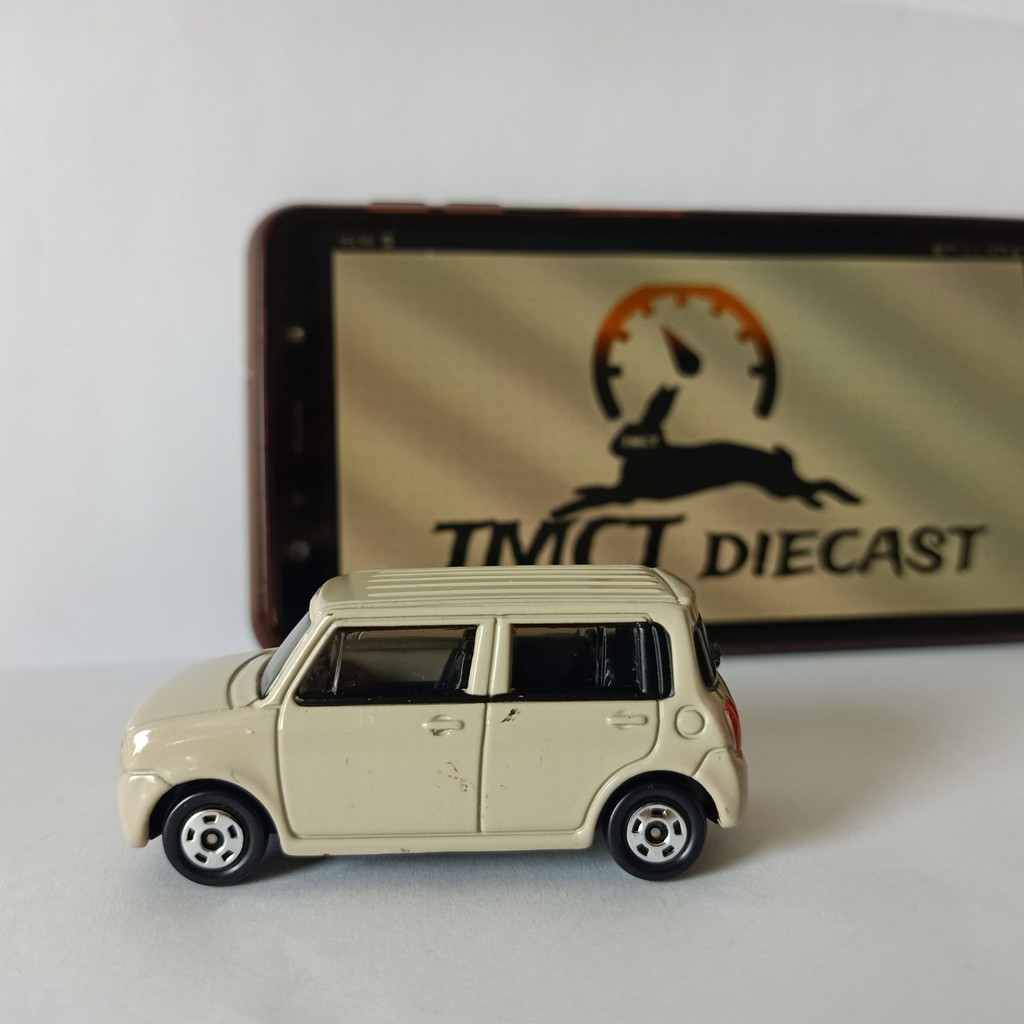 Mô hình Tomica Suzuki Lapin No.82 Made in Vietnam 2009