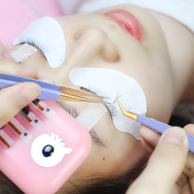 Dính với một thép phun 3D chính xác với một dụng cụ mở rộng lông mày chống tĩnh.