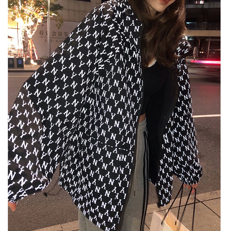 Áo Khoác Lụa Lạnh Mỏng Tay Dài Phản Quang Chống Tia Uv Phong Cách Hàn Quốc Thời Trang Mùa Hè Cho Nữ | BigBuy360 - bigbuy360.vn