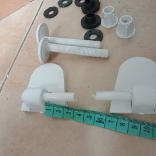 Bộ ốc bắt nắp bồn cầu