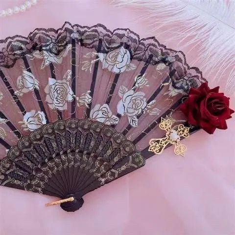Quạt Ren Họa Tiết Hoa Hồng Phong Cách Lolita Châu Âu Cổ Điển