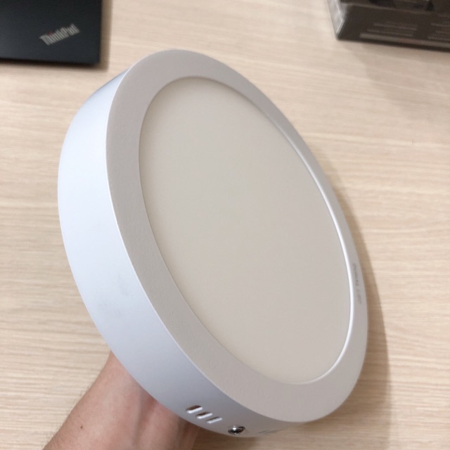 Đèn LED ốp trần 18W gắn nổi DUHAL