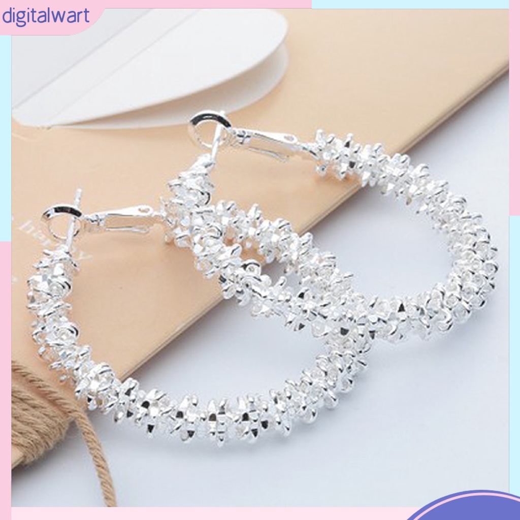 Khuyên Tai Nữ Hình Tròn Thiết Kế Độc Đáo