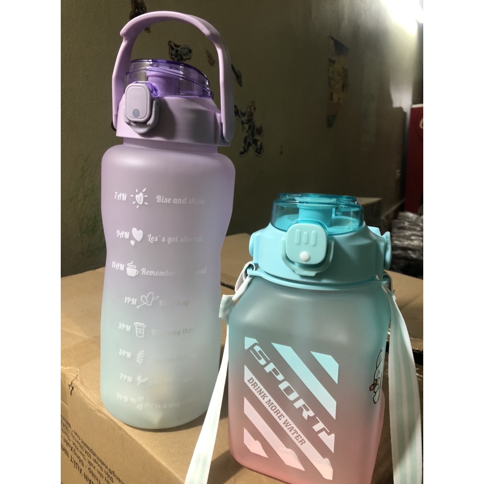 Bình Nước 1,5L, 2L Có Sticker Dán Dễ Thương Nhiều Màu Tiện Lợi