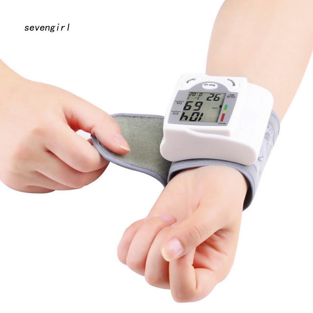 Máy đo huyết áp kỹ thuật số tự động đeo cổ tay tiện lợi