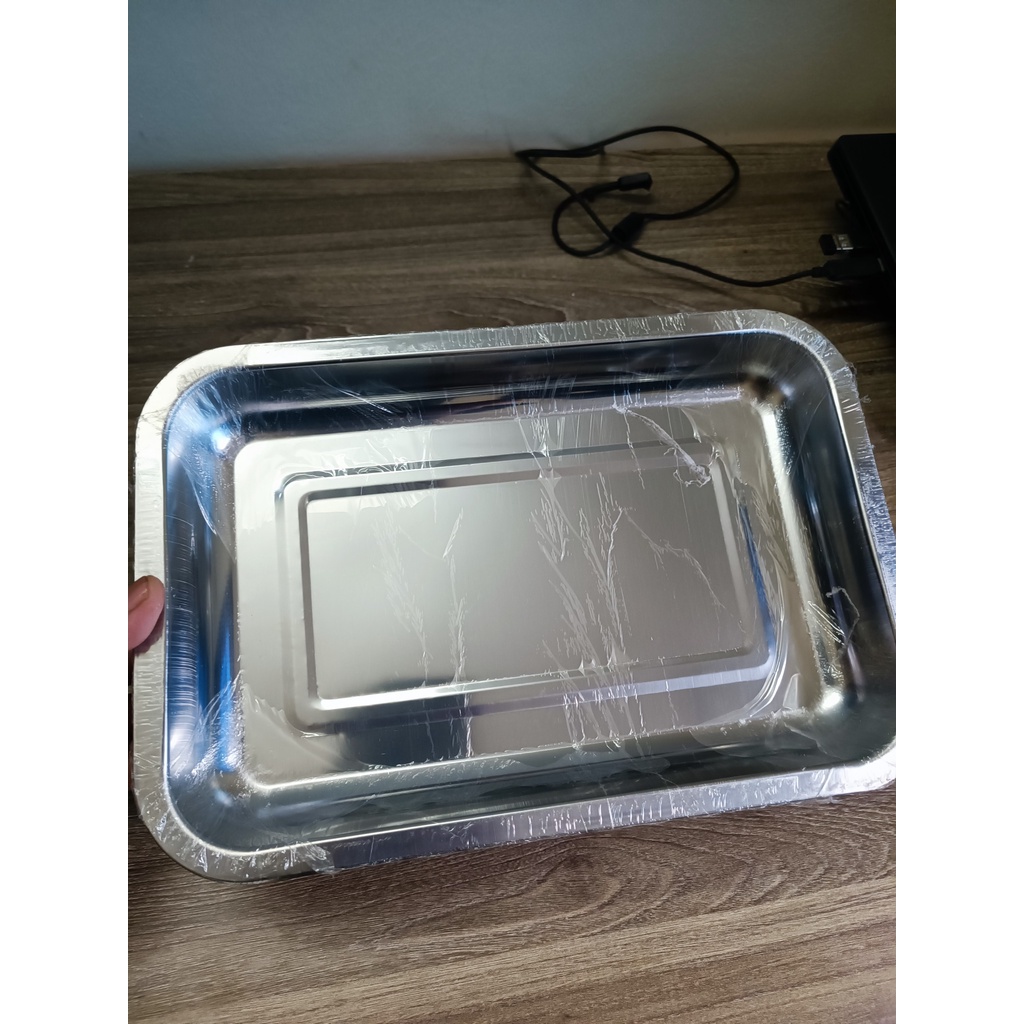 Khay inox chữ nhật đụng dụng cụ y tế KT 30x20x5 cm kèm nắp đậy