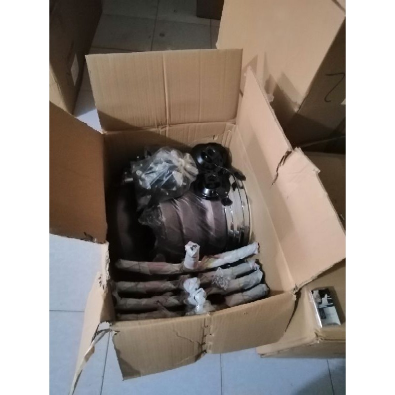 Ghế xoay spa chân nhện cao cấp (hết màu đen) ( không vòng sắt) | BigBuy360 - bigbuy360.vn