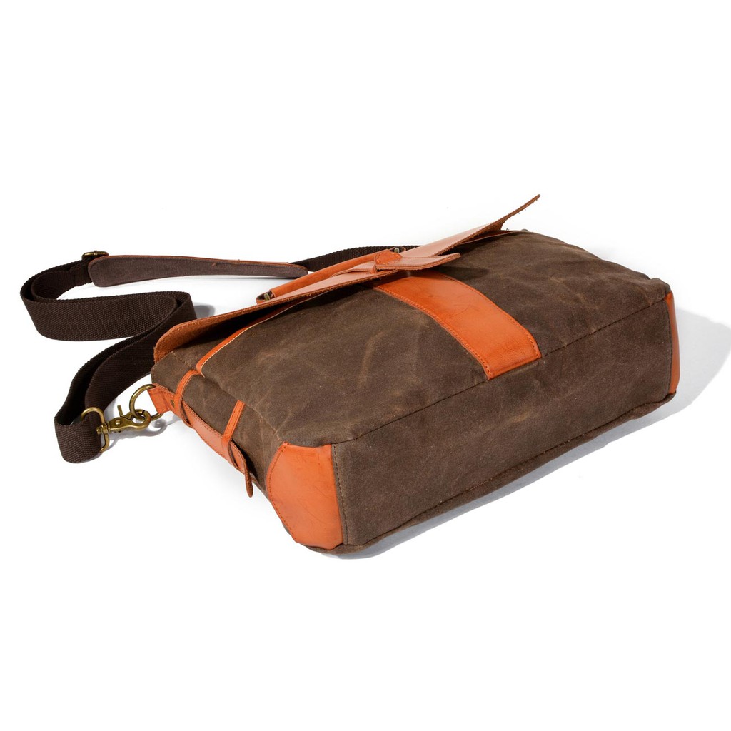 Túi đeo chéo vải bố sáp dầu chống thấm Anh Tho Leather - DC6109