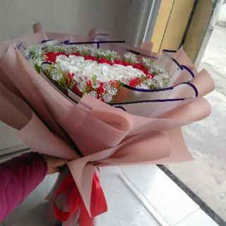 Bó  hoa sáp  hình trái tim