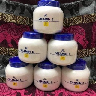 Kem dưỡng ẩm VITAMIN E