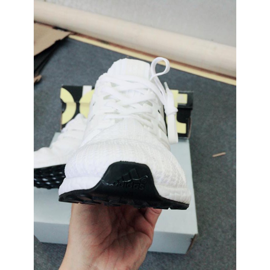 Giầy Ultral Boost 4.0