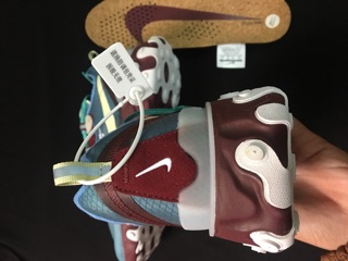 Giày React 87 x Underconver