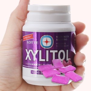 Kẹo Sing-gum Không Đường Lotte Xylitol Hương Blueberry Mint (Lọ 58g-tím)