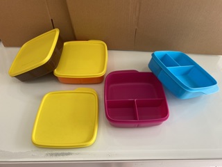 Hộp cơm màu sắc 500ml tupperware indonesia