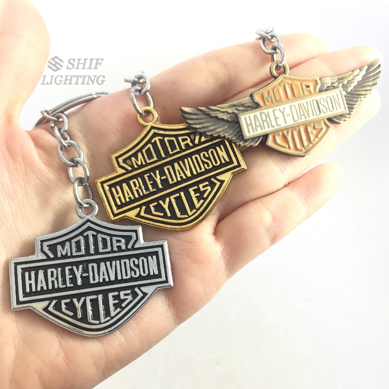 Móc khóa họa tiết chữ Harley Davidson phối hình đôi cánh độc đáo