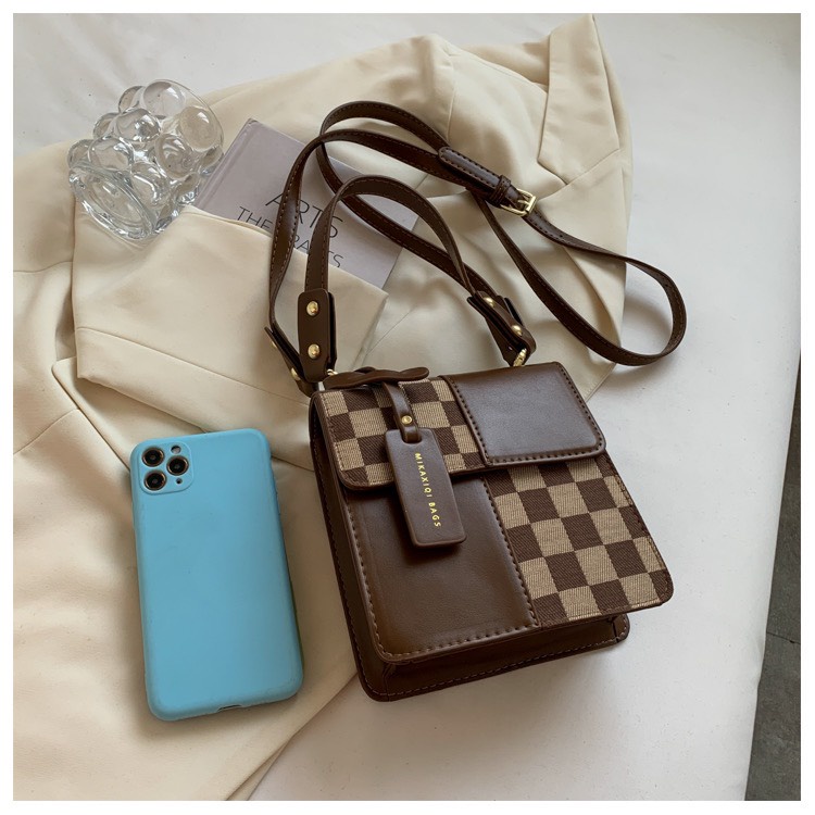 Túi xách đeo chéo nữ giá rẻ đẹp đi chơi phong cách thời trang hàn quốc dễ thương cute DC121