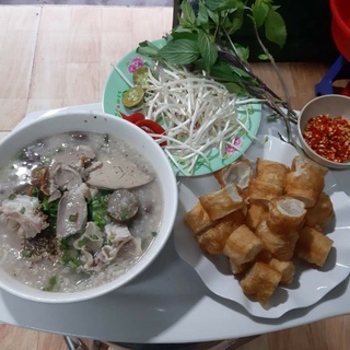 Cháo thập cẩm hoặc tự chọn