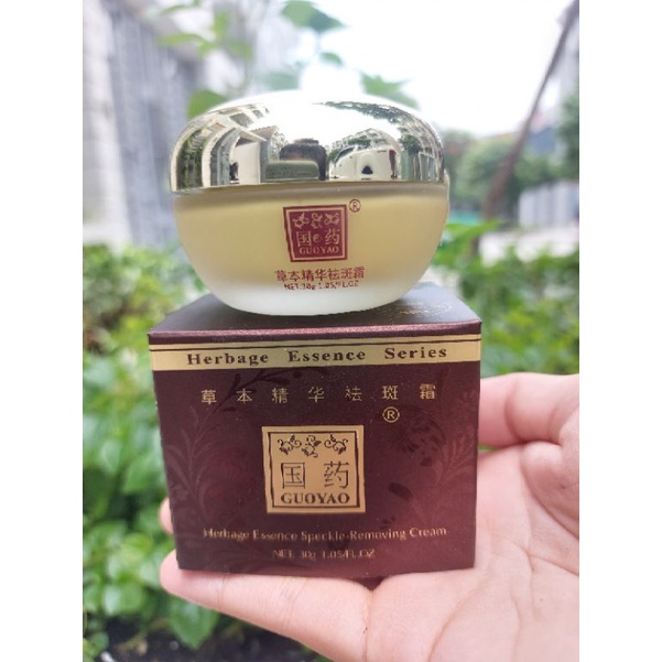 KEM SÂM DƯỠNG TRẮNG DA CAO CẤP 30G CHỐNG LẠI 9 DẤU HIỆU LÃO HÓA