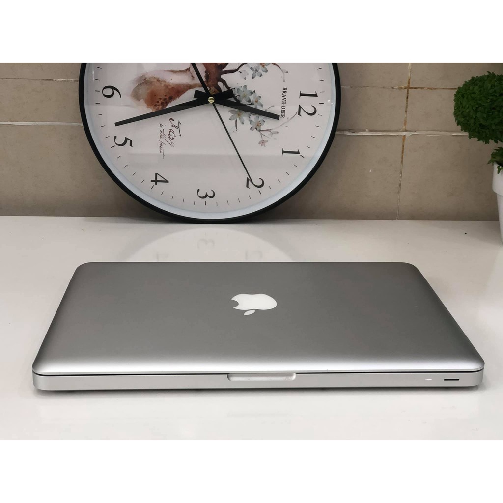 Macbook Pro 2011 Core i5 / Ram 4GB / SSD / Màn 13inch Cực Đẹp Sang Chảnh -Tặng Phụ Kiện