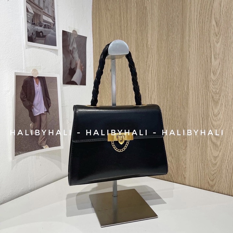 Túi cnk khoá nơ xích đeo chéo siêu xinh