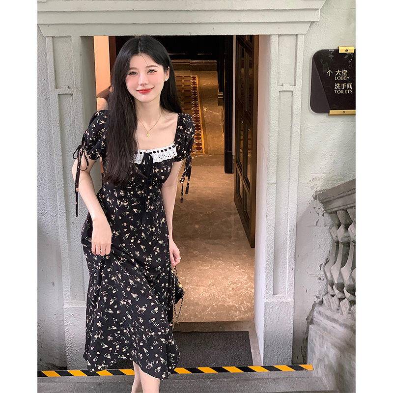 Đầm Dài Dáng Chữ A Cổ Vuông Họa Tiết Hoa Phong Cách Thời Trang Mùa Hè Pháp Hàng Mới