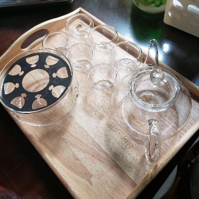 Bộ Ấm Trà Thủy Tinh Kèm Khay Bình Trà Tặng 6 Chén Uống Trà Hoa Cúc Trong Suốt Đế Đốt Nến Chịu Nhiệt