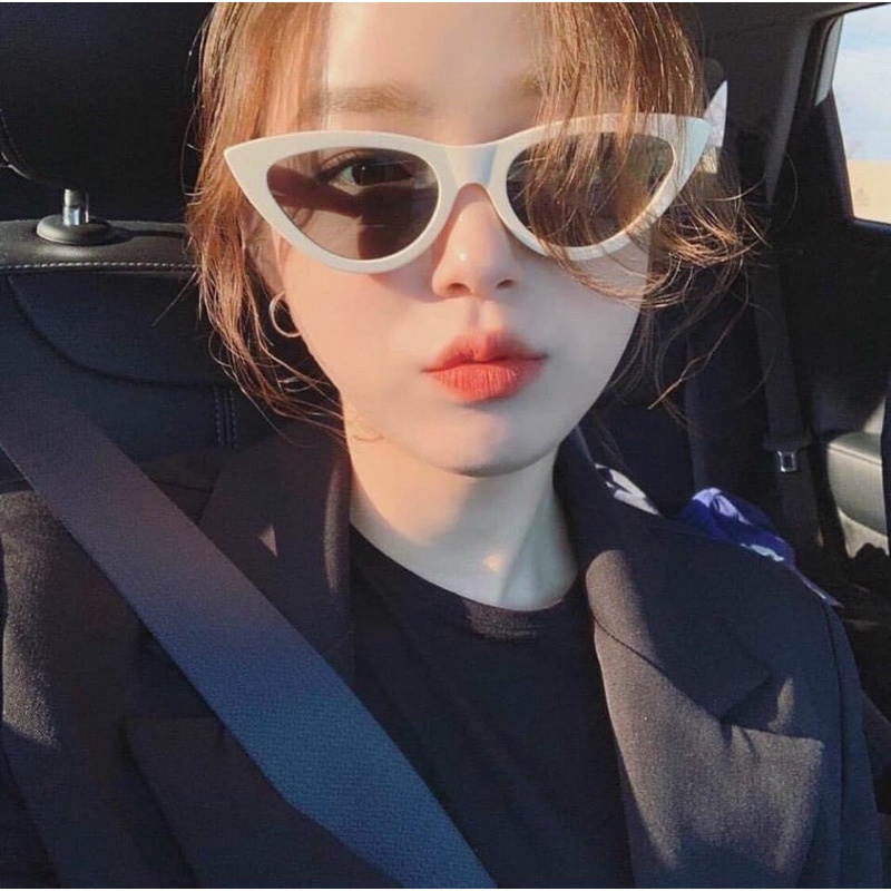 Kính Mắt Mèo Sang Chảnh