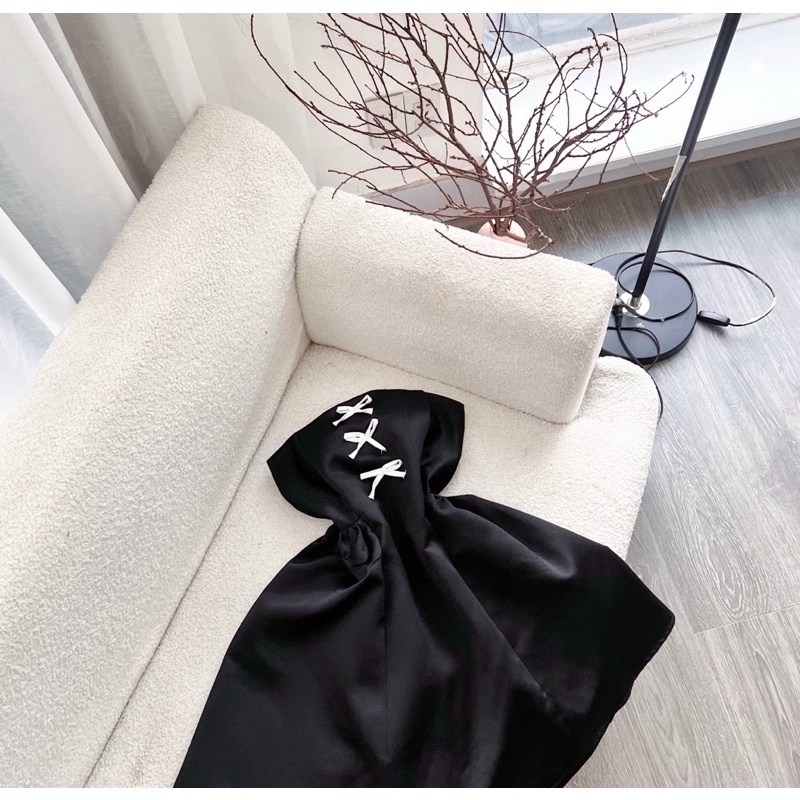 ĐẦM ỐNG CỘT NGỰC XOÈ