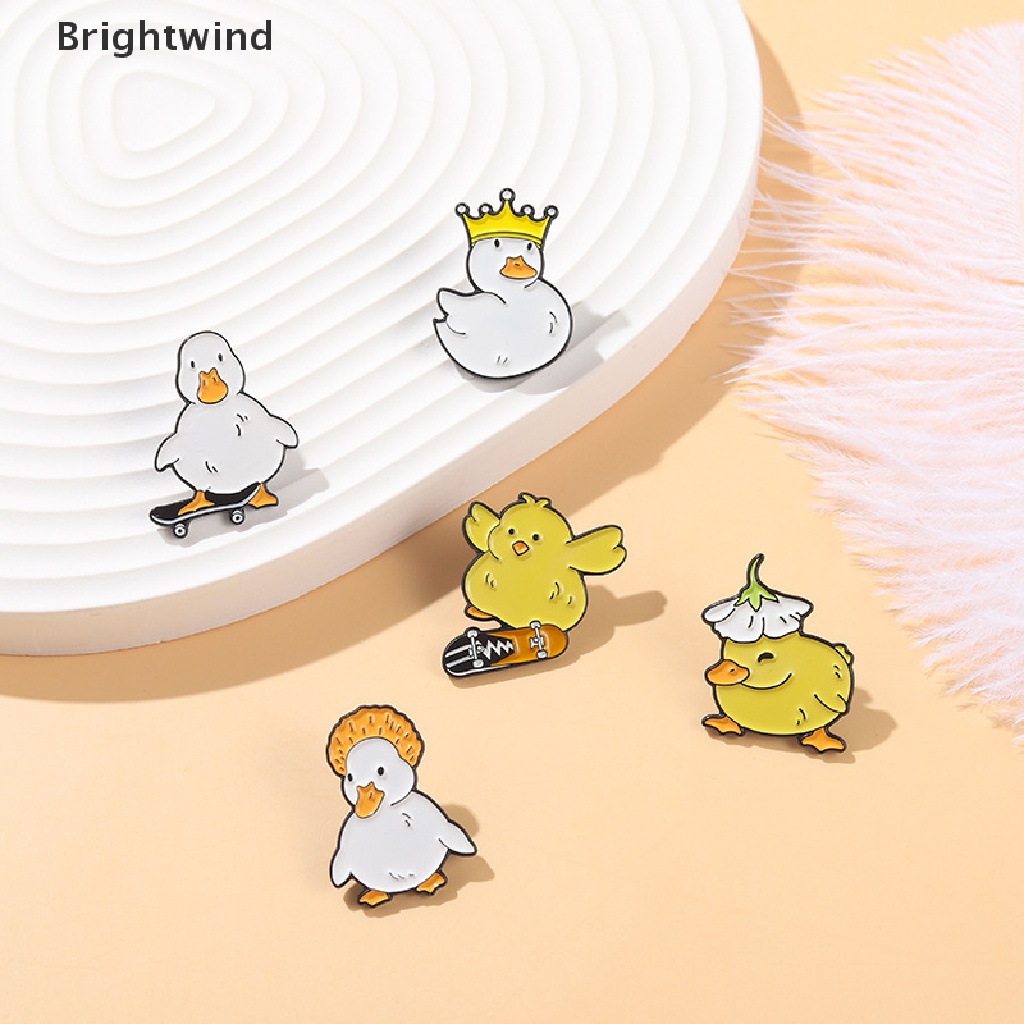[Brightwind] Lovely Animal Enamel Pin Custom Naughty Skate Goose Duck Chicken Brooch Hot Sell