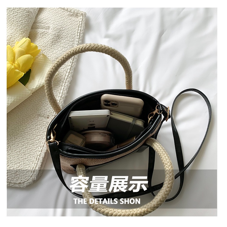 Túi Xách Đeo Vai Thiết Kế Đơn Giản Thời Trang