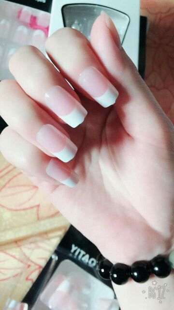 Bộ móng giả dán 24 móng