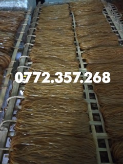 Bánh đa đỏ đặc sản Hải Phòng