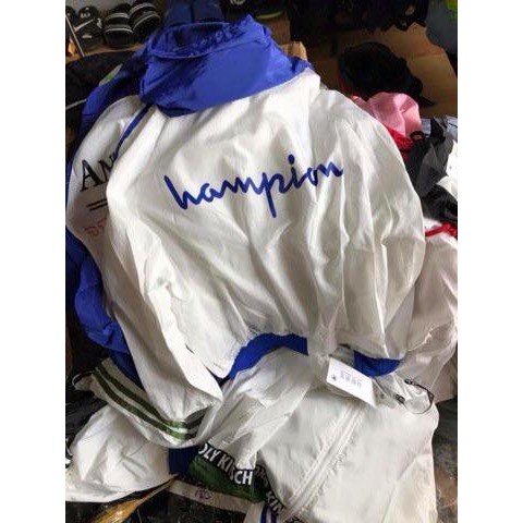 Áo khoác gió nữ in chữ Hampion phối màu với nhiều điểm nhấn, freesize dưới 60kg