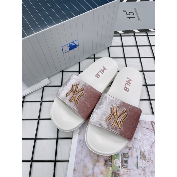[CHÍNH HÃNG] DÉP MLB KOREA NEW MOUND SUPER CARPET NEW YORK YANKEES - DÉP QUAI NGANG NHUNG - FULLBOX ĐỦ TEM TAG