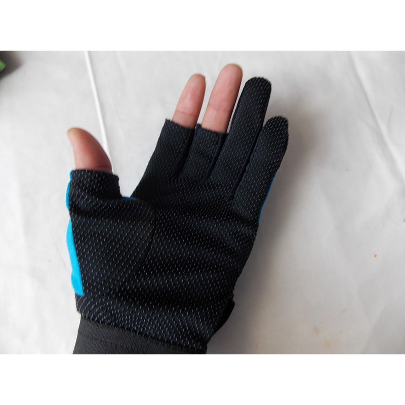 Găng tay câu cá hở 3 ngón chống trượt
