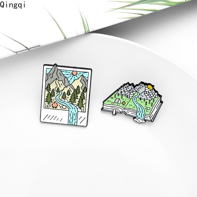 Ghim cài áo Miss Zoe tráng men hình ngọn núi dành cho bạn bè