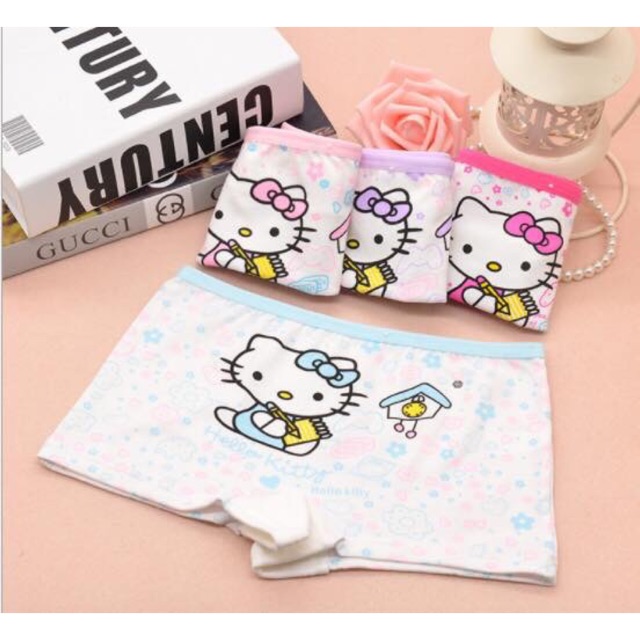 Quần chíp bé gái