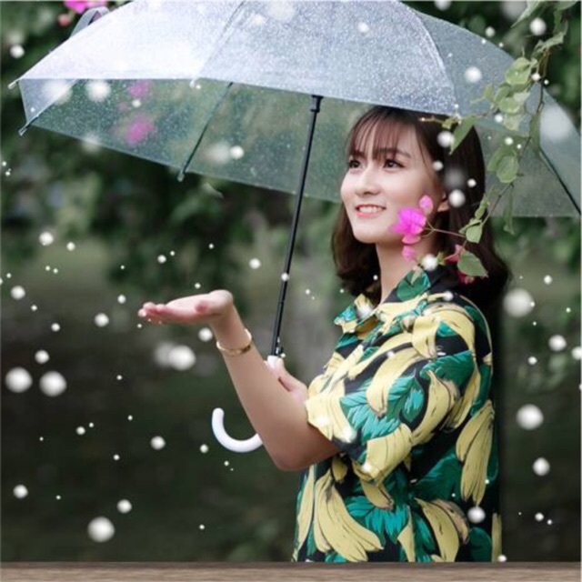 Áo sơ mi chuối nền đen