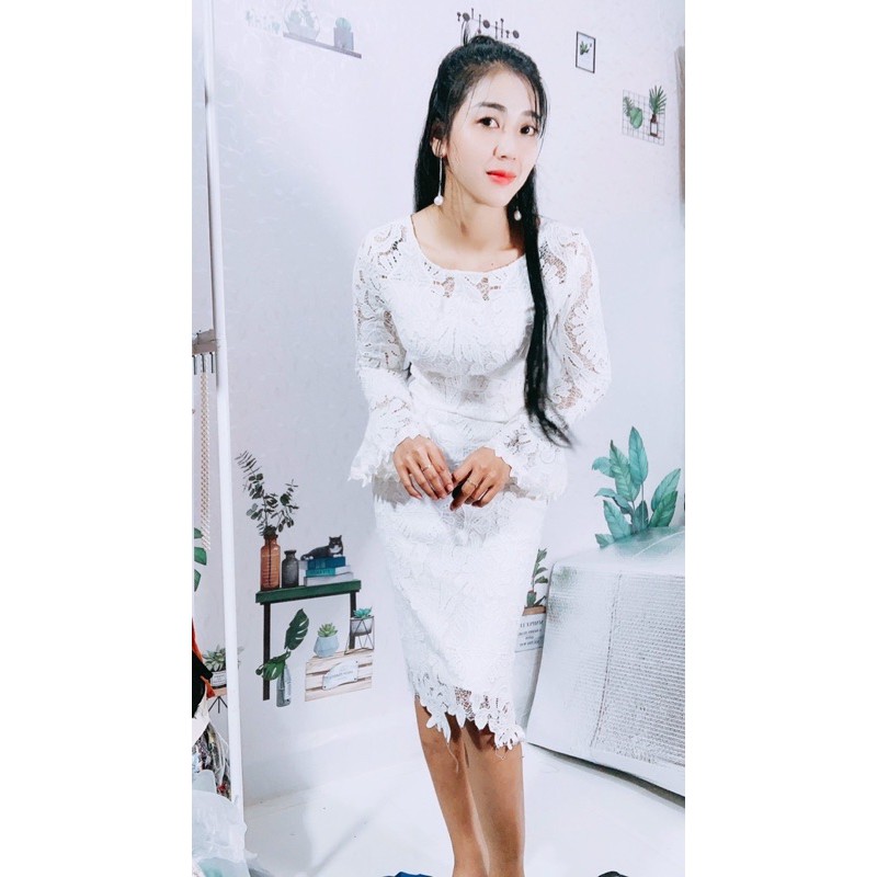 Đầm phối ren cao cấp